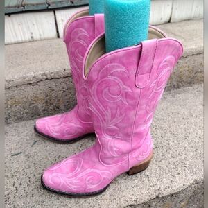 IUV Pink Cowboy Women's Size 6 Boots CB-004 Western Faux Leather. Pull On